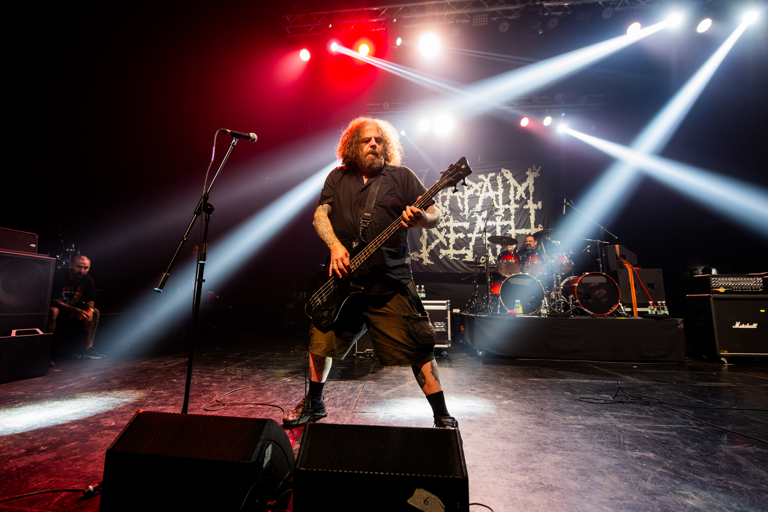 Napalm Death & Lucifer: Todo está conectado